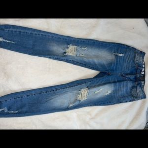 Ripped jeans! Never worn! Size 3 (26)